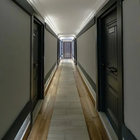 Mevre Hotel