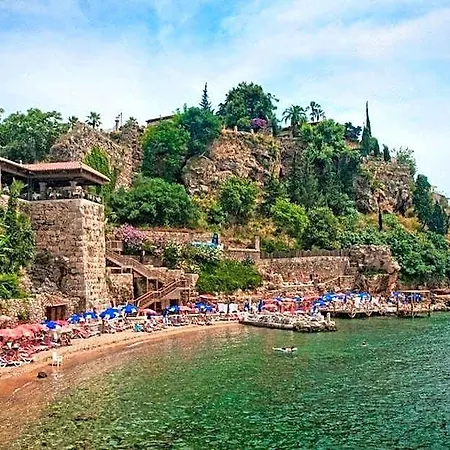 Hotel Mevre 3*